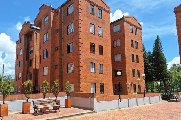 Apartamento  Suba  APTO LA COLINA 85M2 3HAB RODEADO DE JARDINES - Imagen 3